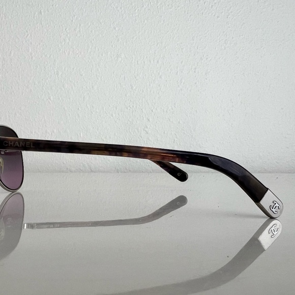 Chanel Aviator Sunglasses - Picture 3 of 6